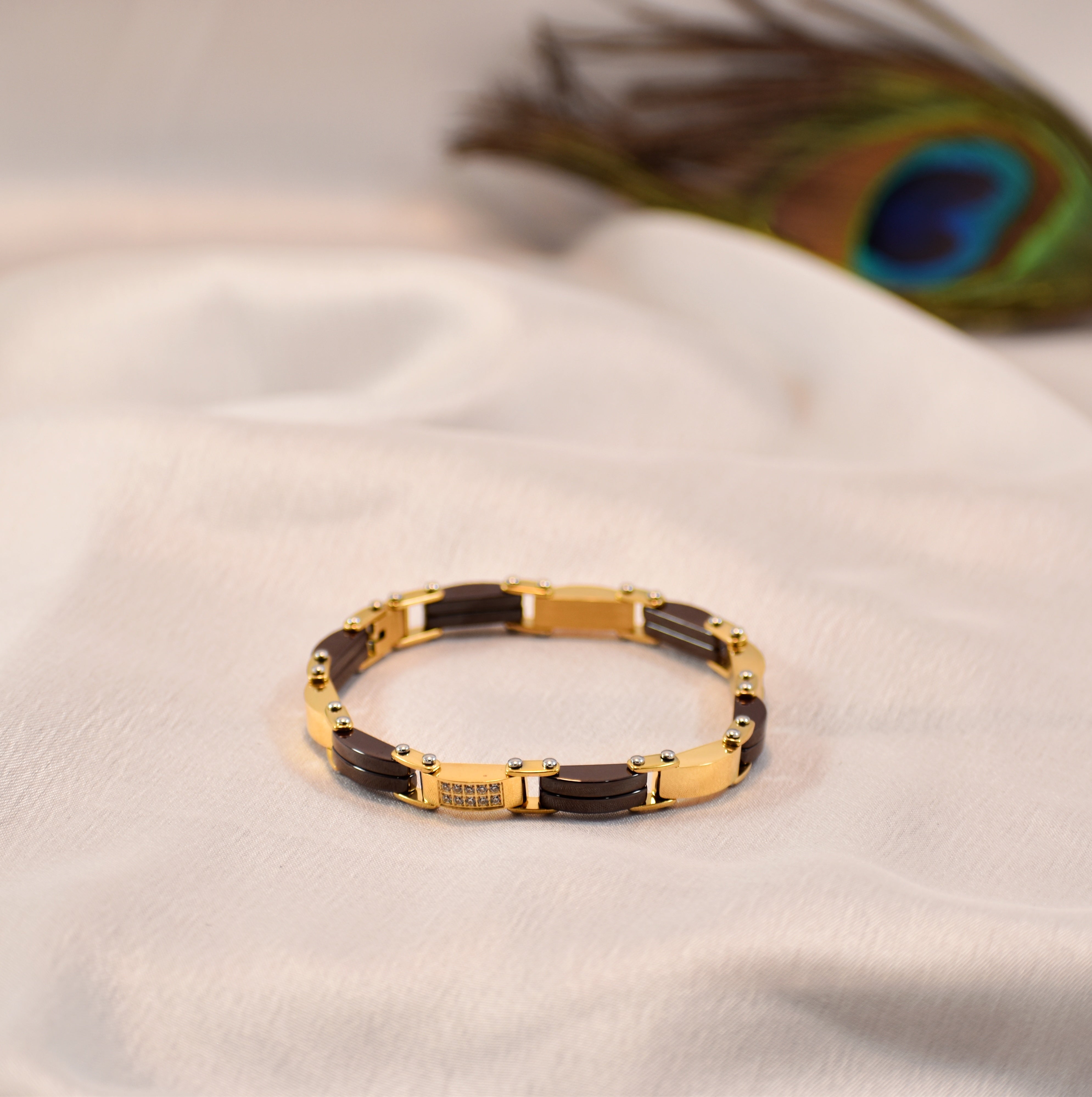 Golden Noir – Premium Gold & Black Ceramic Bracelet | Stone Detailing | Anti Tarnish