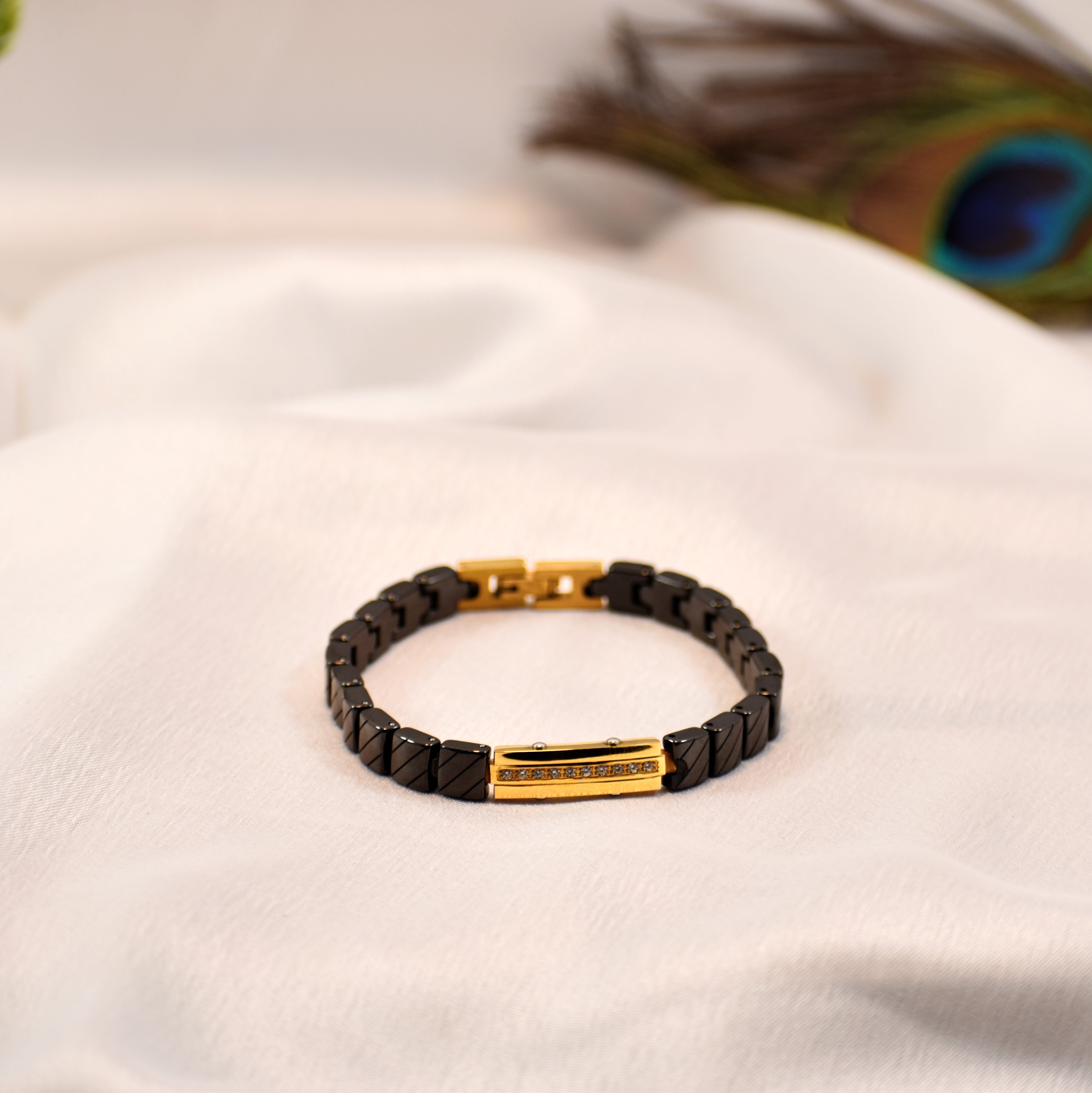 Luxury Black Ceramic Bracelet with Golden Detailing | Stylish Men’s Kada | લક્ઝરી બ્લેક બ્રેસલેટ પુરુષો માટે