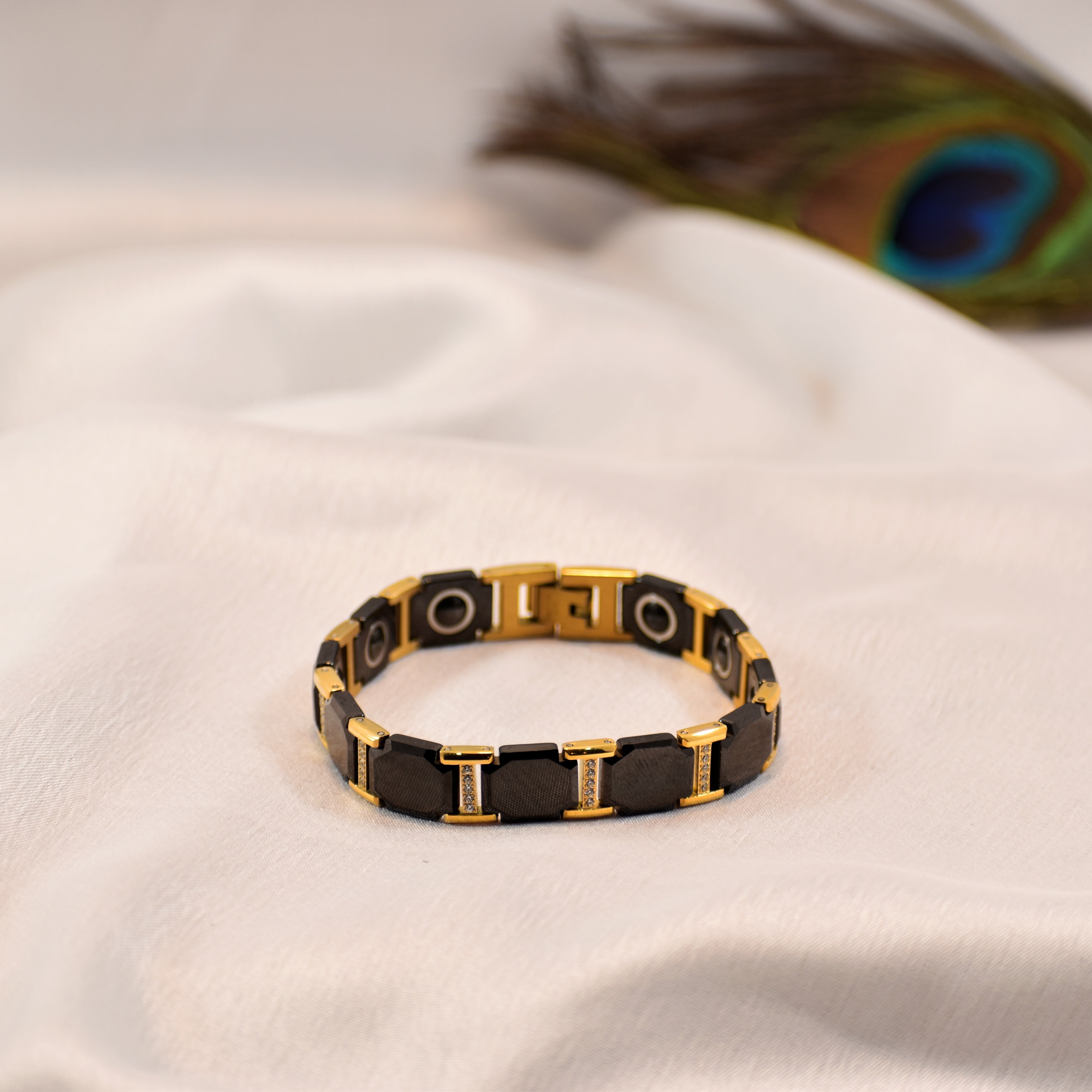 Obsidian Gold – Black Ceramic & Gold Bracelet | Stone Accent | Anti Tarnish