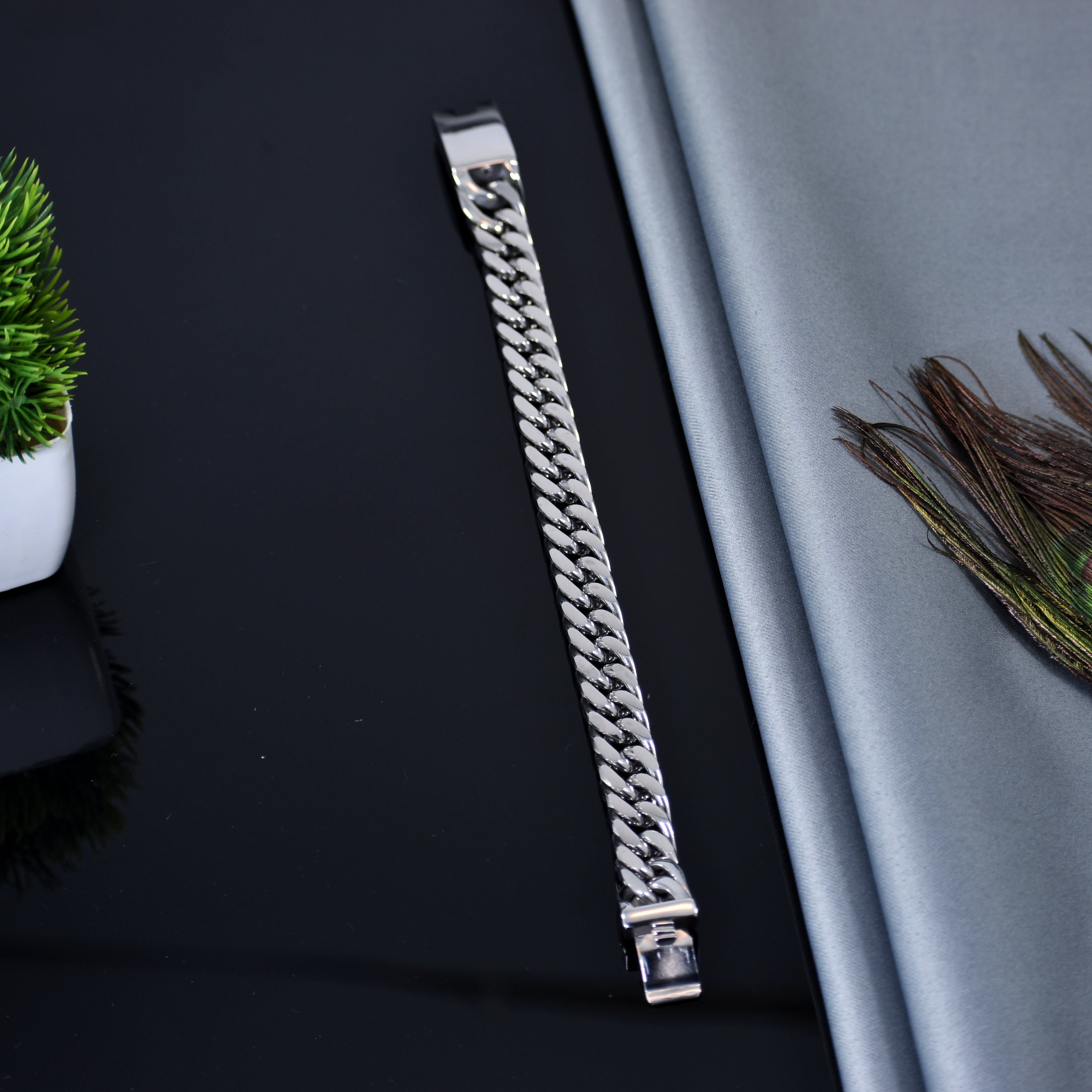 Premium Heavy Cuban Link Bracelet | High Quality IGP Plating | Long-Lasting Shine