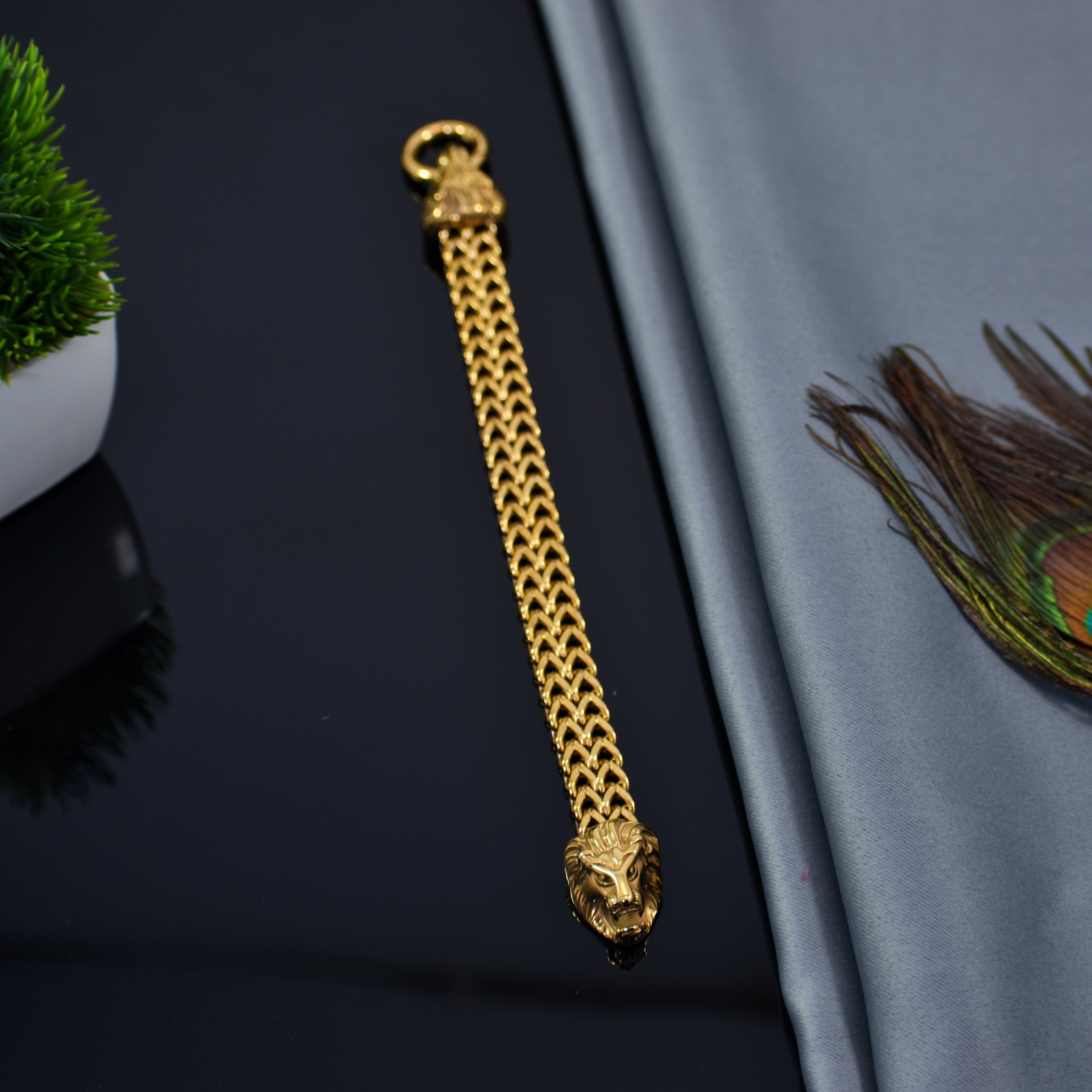 Premium Lion Head Gold-Plated Bracelet | Bold & Royal Design | 6–12 Months Shine