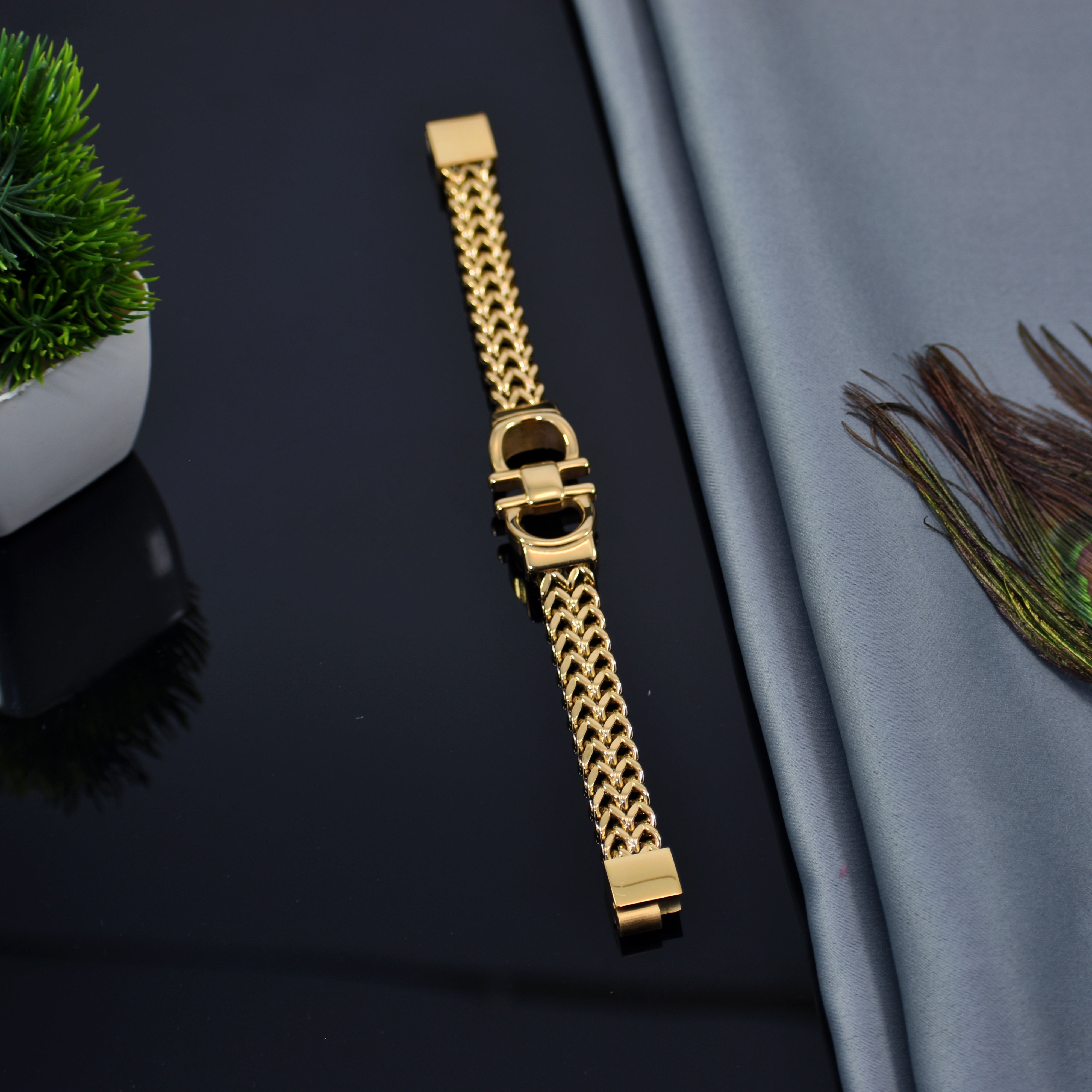 Luxury Designer Gold Bracelet | Premium IGP Plating | Long-Lasting Shine | Royal Style Statement