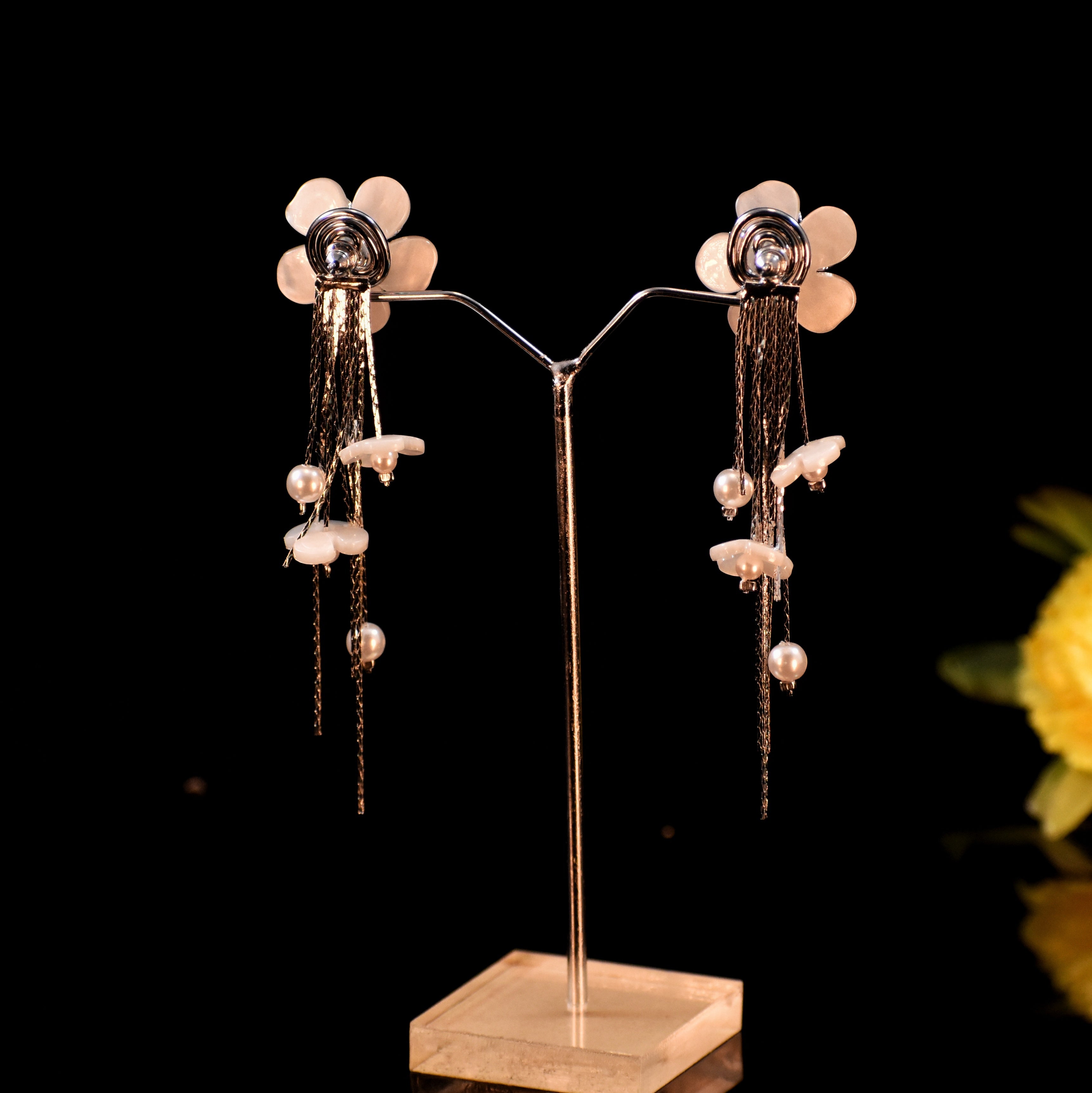 ✨ Premium Anti-Tarnish Floral Pearl Earrings | Daily Wear | Long-Lasting Shine ✨