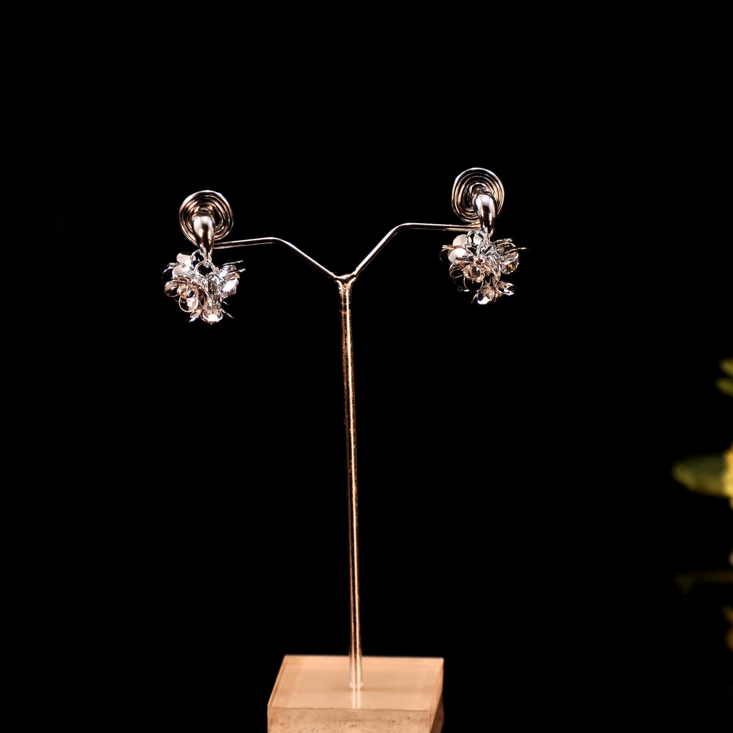 ✨ Premium Floral Crystal Stud Earrings | Anti-Tarnish | Sparkling Daily Wear ✨