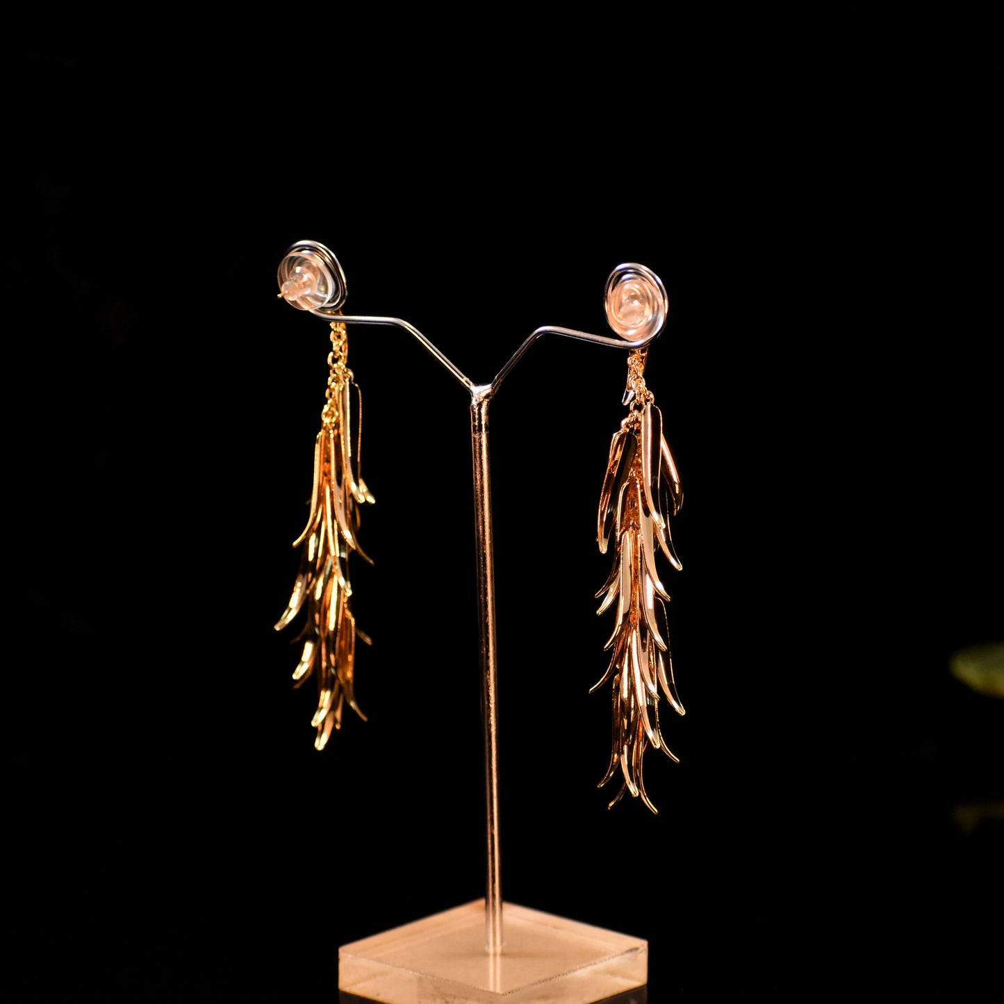 ✨ Premium Layered Golden Drop Earrings | Anti-Tarnish | Rust-Free | અનોખી ડિઝાઇન – દૈનિક અને પાર્ટી લુક માટે પરફેક્ટ ✨