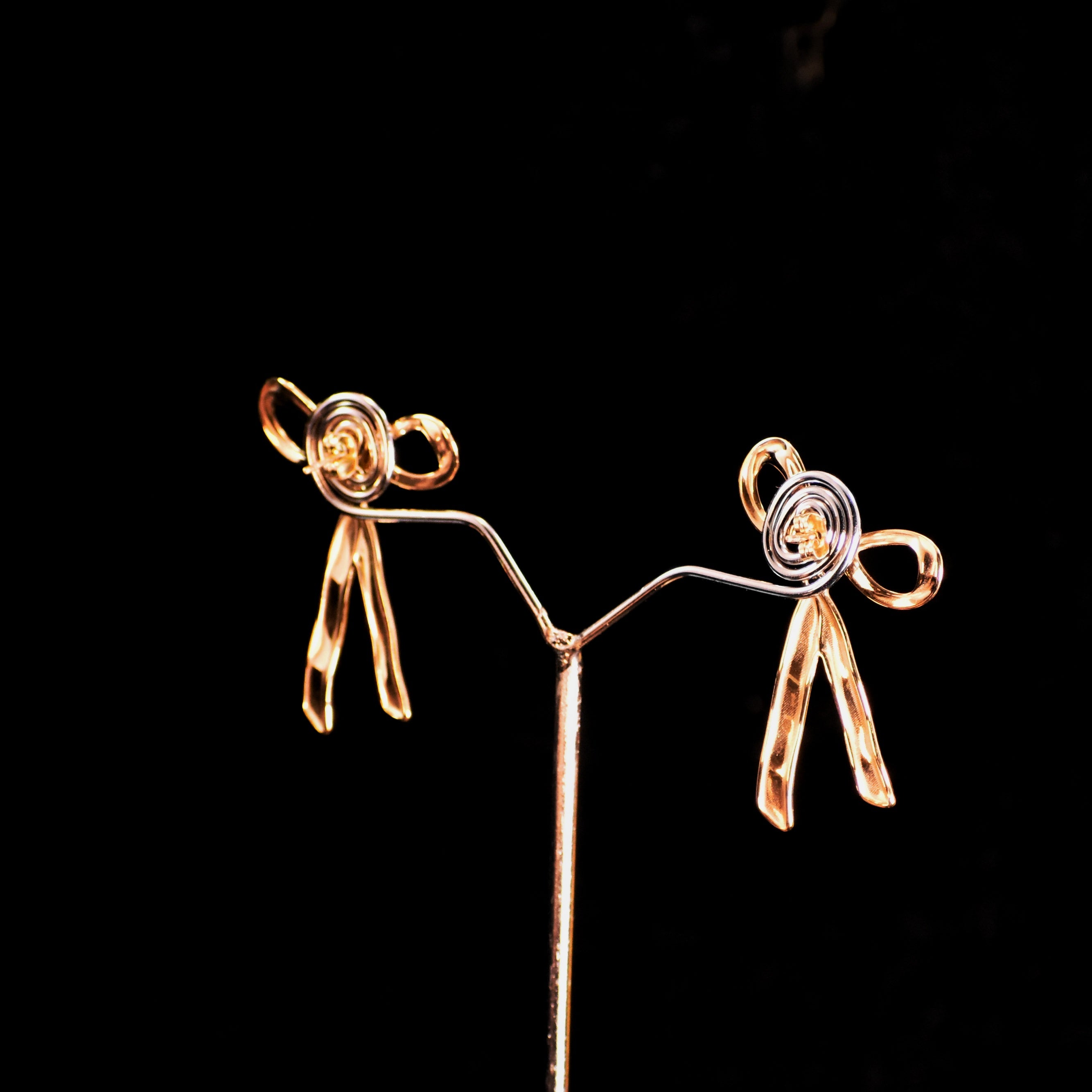 ✨ Ribbon Bow Gold-Tone Earrings | Premium Anti-Tarnish Daily Wear | સ્ત્રીઓ માટે ખાસ ડિઝાઇન ✨