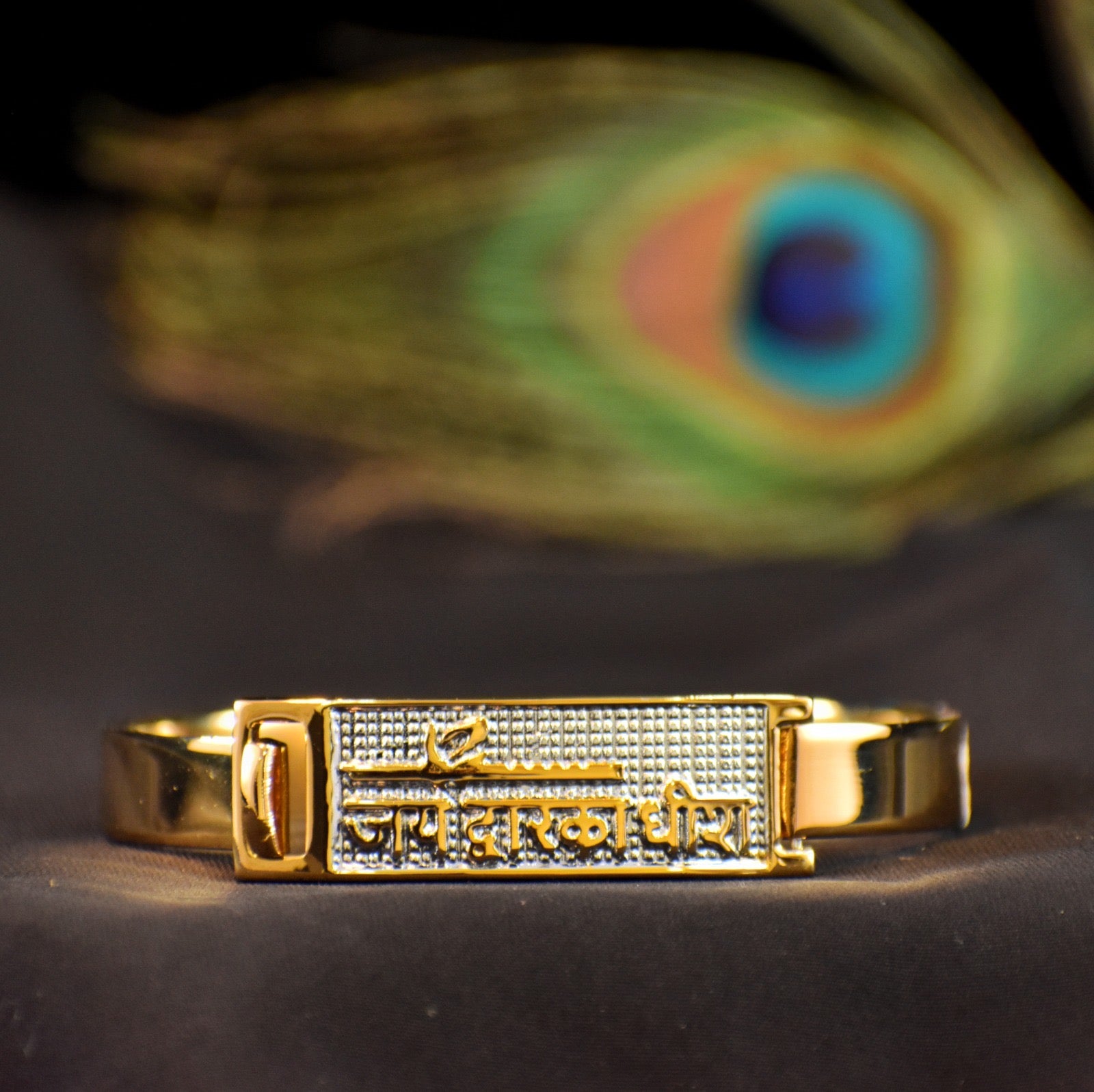 જય દ્વારકાધીશ Gold-Plated Kada for Men – Divine Krishna Power | 12-Month Guarantee ✨ ✅