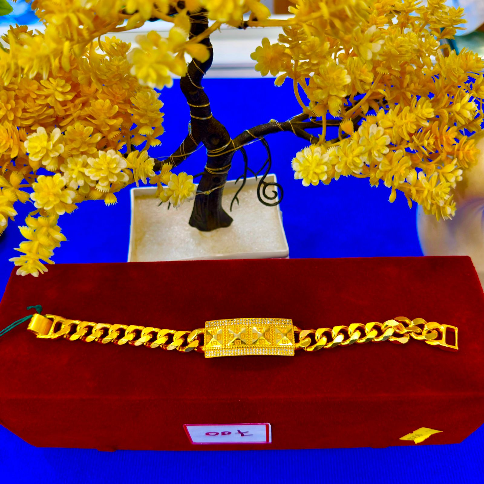 ✨ Royal IGP Gold Plated Bracelet with Designer Plate – 12 મહીનાની વોરંટી | Stylish & Durable | Unisex