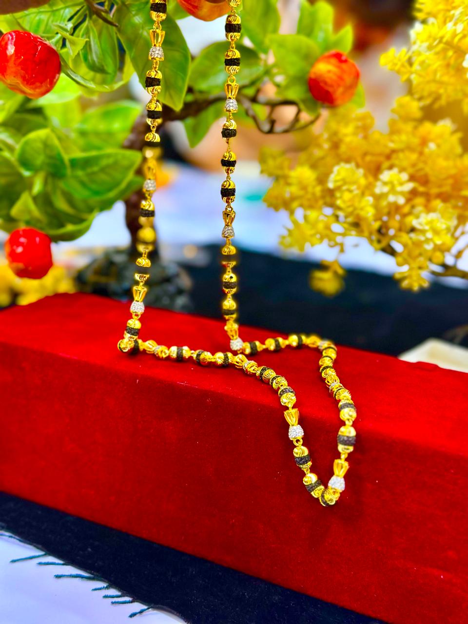 Designer 24 Carat Real Gold Plated Rudraksh Mala | 12 Month Guarantee | 1 Year Free Polish | 30% Refund Assured | เชถเซเชญเชพเชฏเชฎเชพเชจ เชฐเซเชฆเซเชฐเชพเชเซเชท เชฎเชพเชณเชพ 24 เชเซเชฐเซเช เชธเซเชจเชพเชจเซ เชเชขเชพเชตเช เชธเชพเชฅเซ