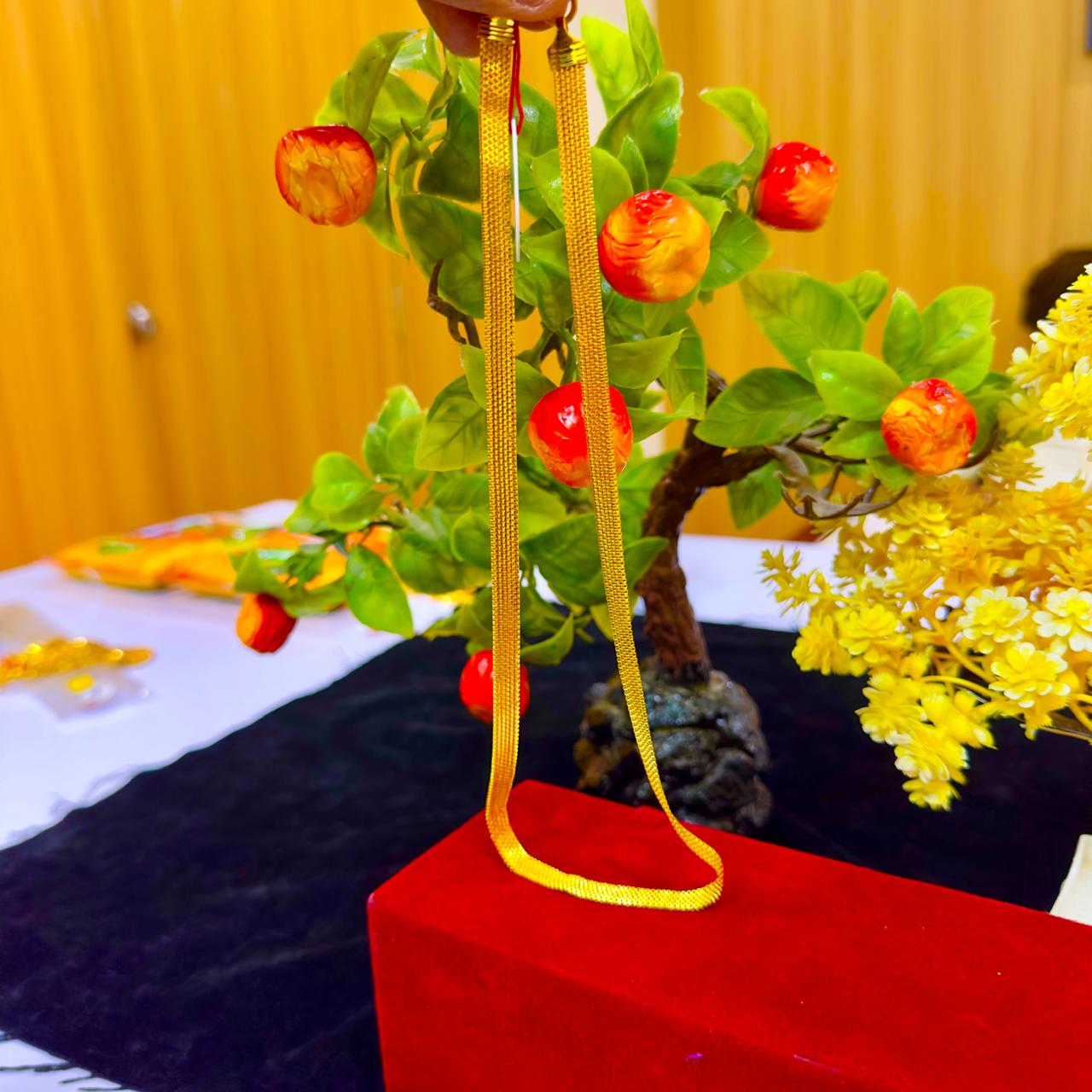 Royal Touch 24K Gold Plated Lightweight Chain Mala