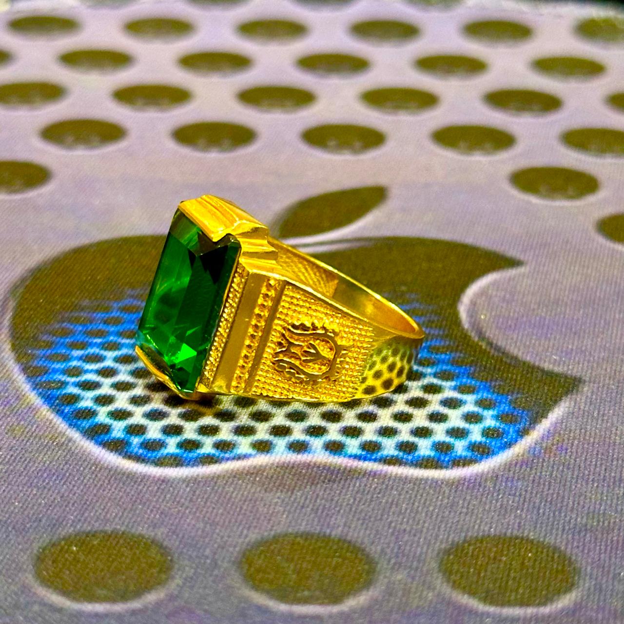 Bold Emerald Gold Plated Ring | આકર્ષક લીલો રત્ન ગોલ્ડ પ્લેટેડ રિંગ