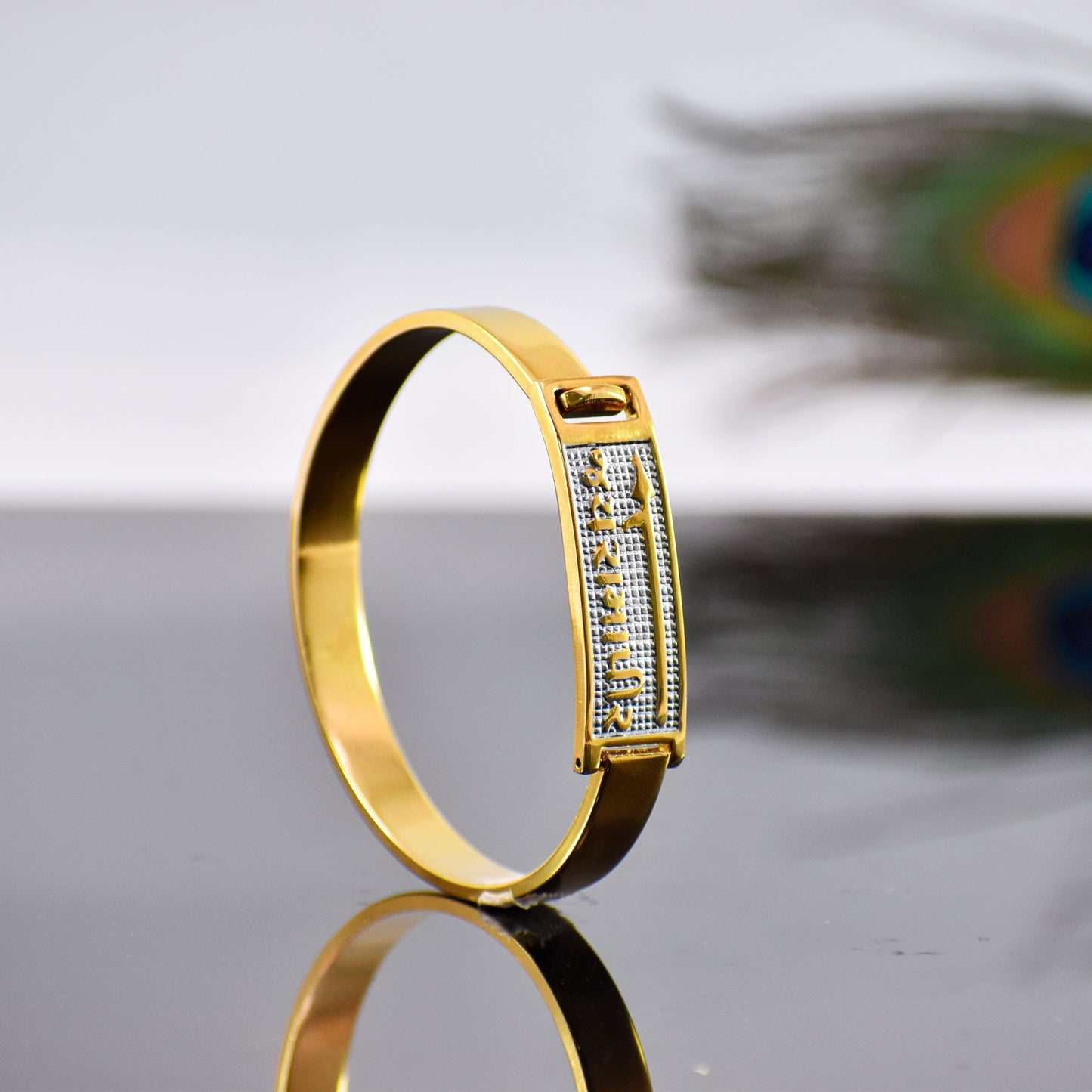 જય રામાપીર Gold-Plated Kada for Men – Devotional Bracelet with 12-Month Guarantee ✨  ✅