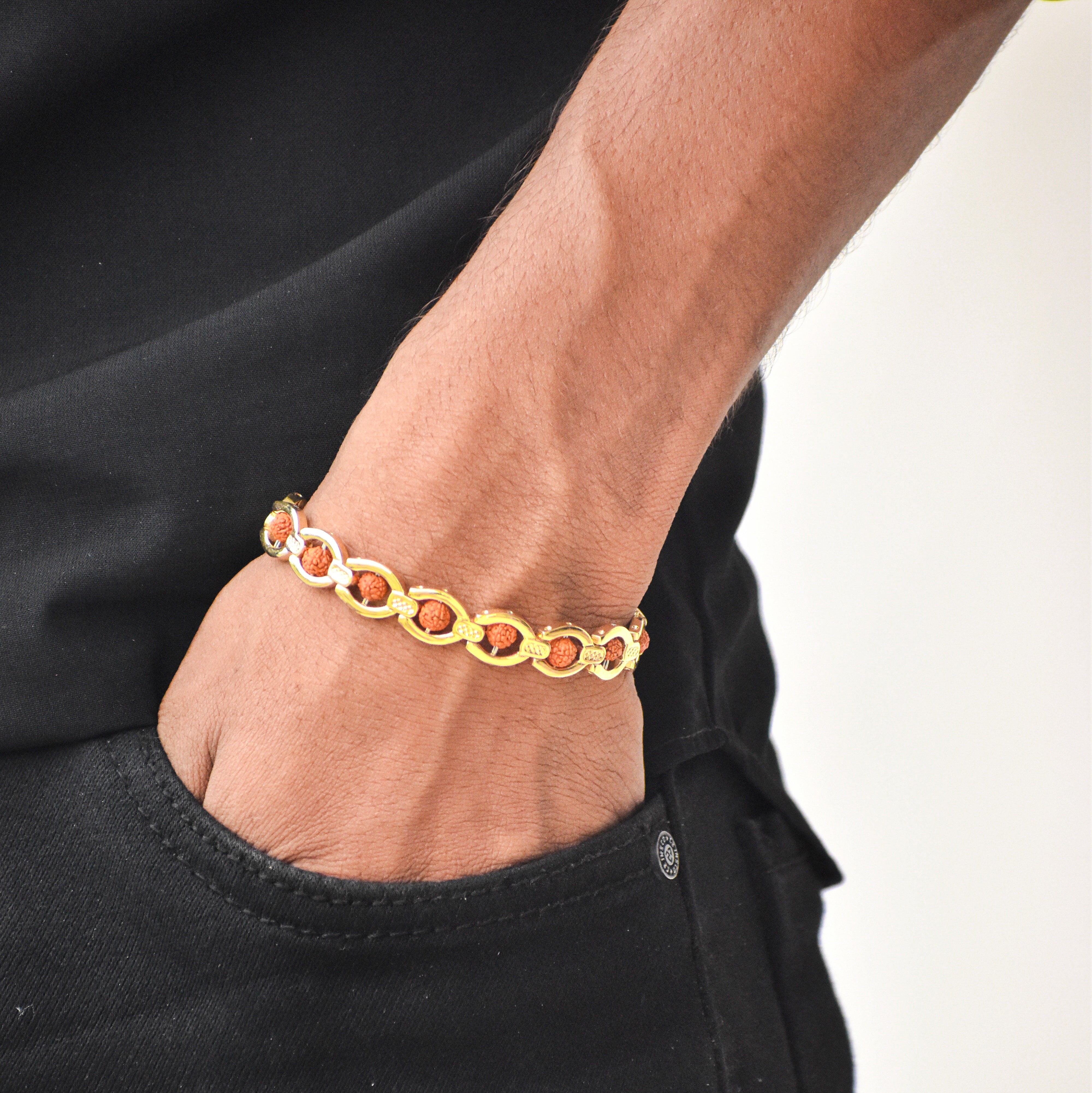 Gold-Plated Rudraksha Bracelet – Sacred Energy with Timeless Elegance  ✅ 12-Month Warranty