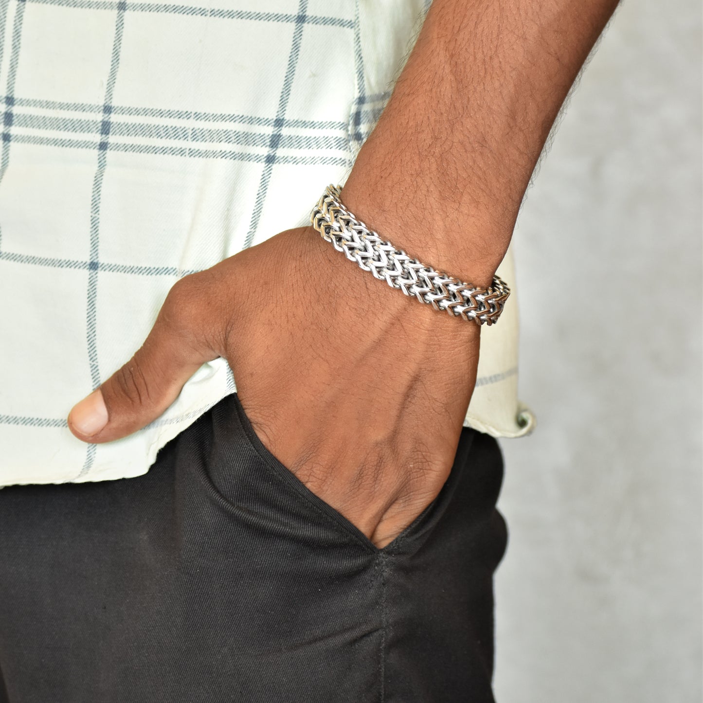 Premium Silver Lion Head Bracelet | Extraordinary High-Quality Material | IGP High Quality | Long Lasting Shine